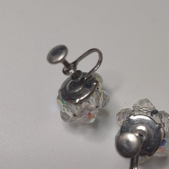 Vintage Clear Glass Screw On Earrings - Picture 6 of 10